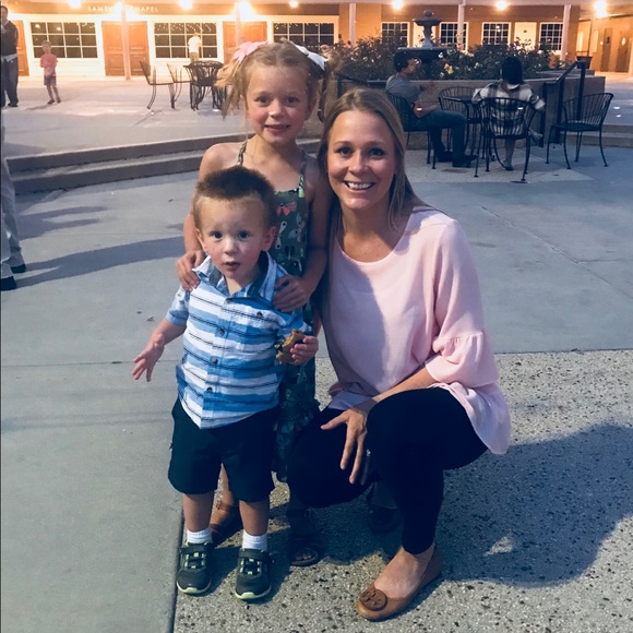 Meet your Posher, Kelly - Picture 4 of 4